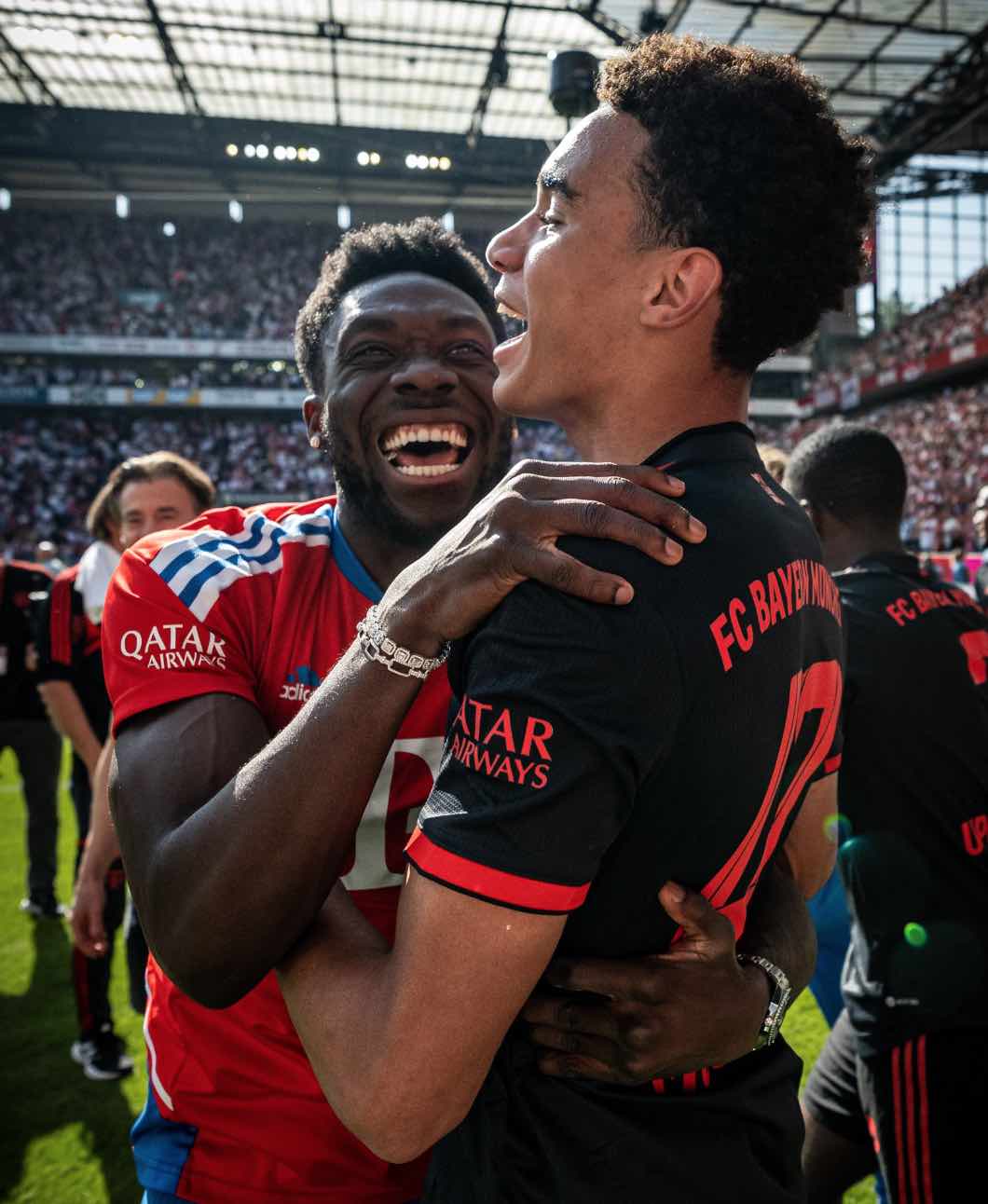 Bayern remains German football kings